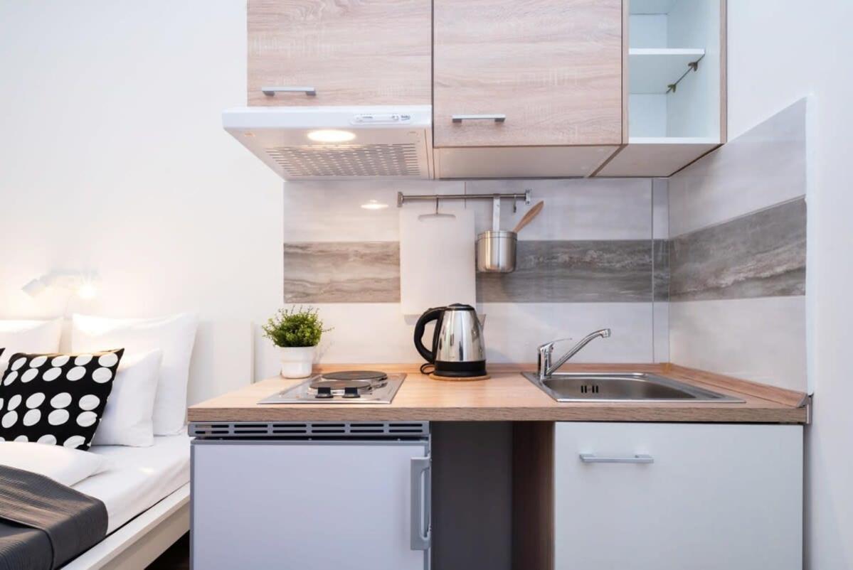 New Comfy Studio At Convenient Location Budapest Exterior photo