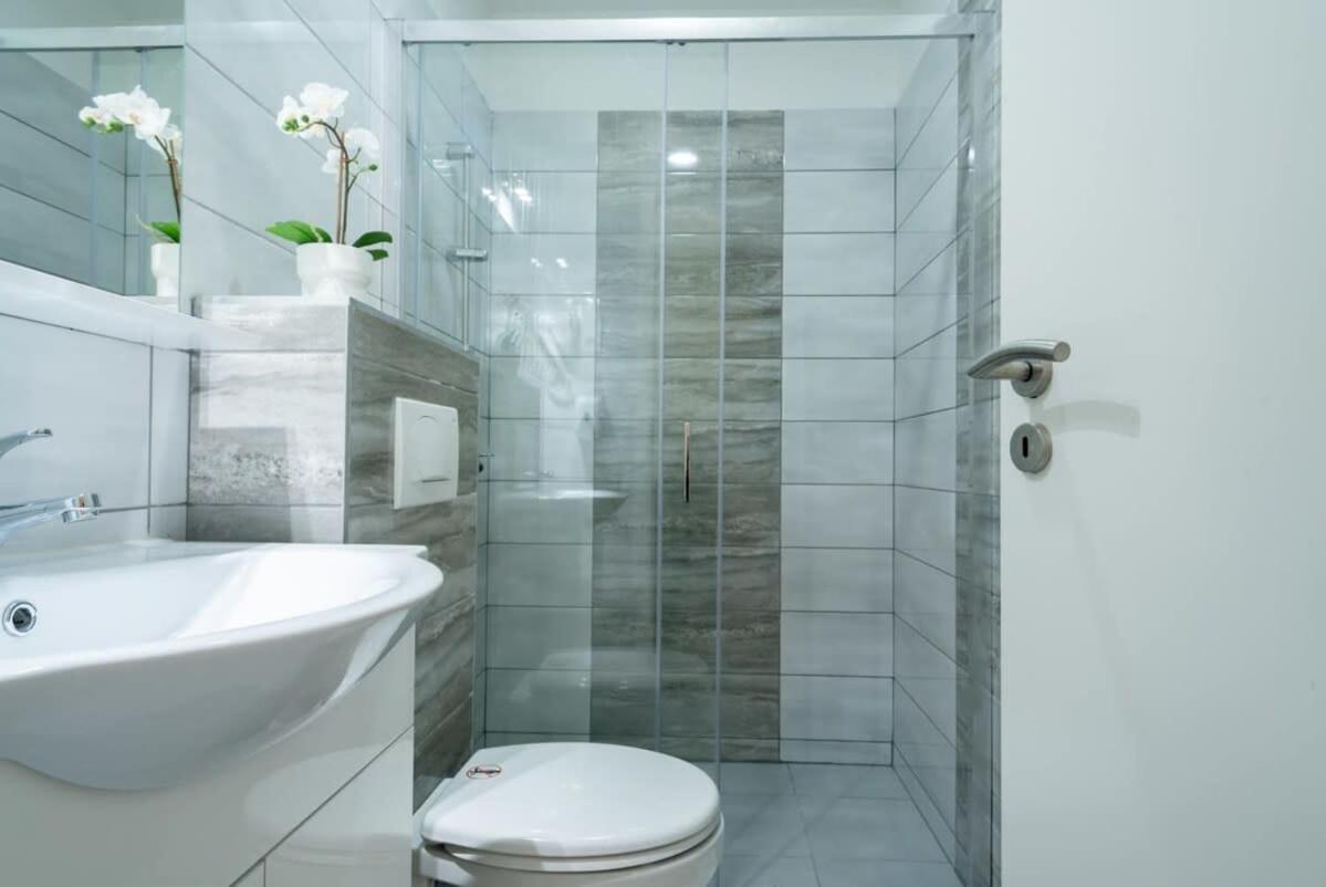 New Comfy Studio At Convenient Location Budapest Exterior photo